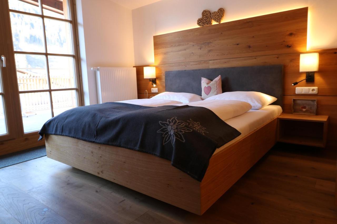 Hotel Braeu ラウリス エクステリア 写真